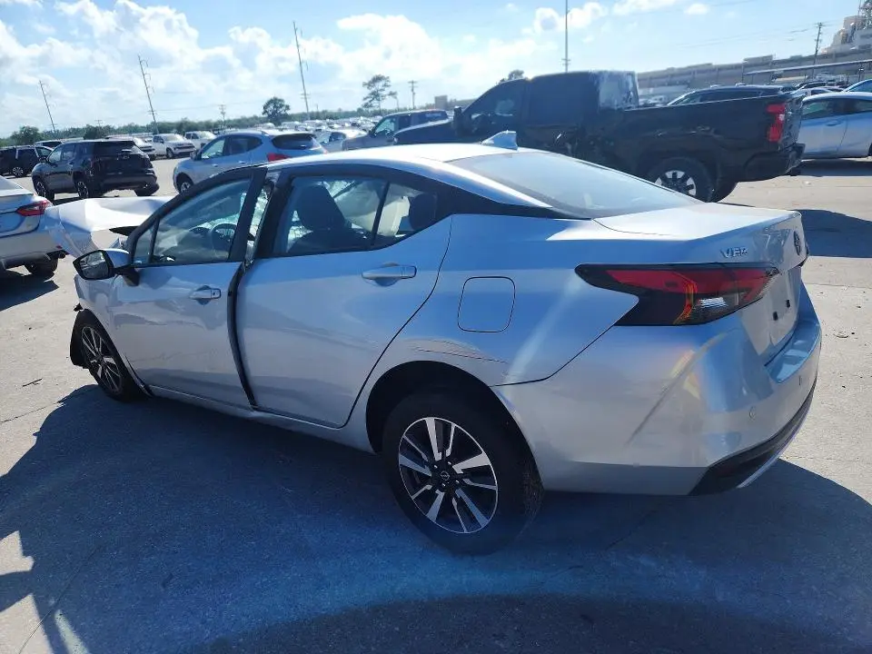 2025 NISSAN VERSA SV  