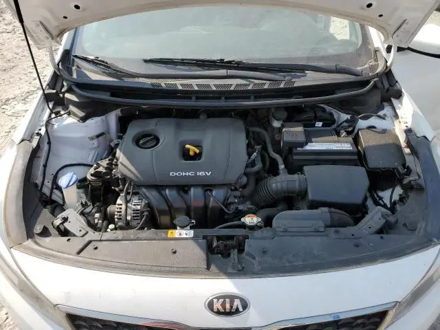 2017 KIA FORTE LX  