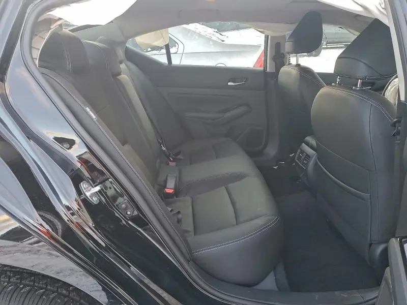 2024 NISSAN ALTIMA SL  