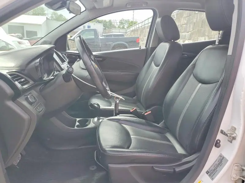 2019 CHEVROLET SPARK 2LT  