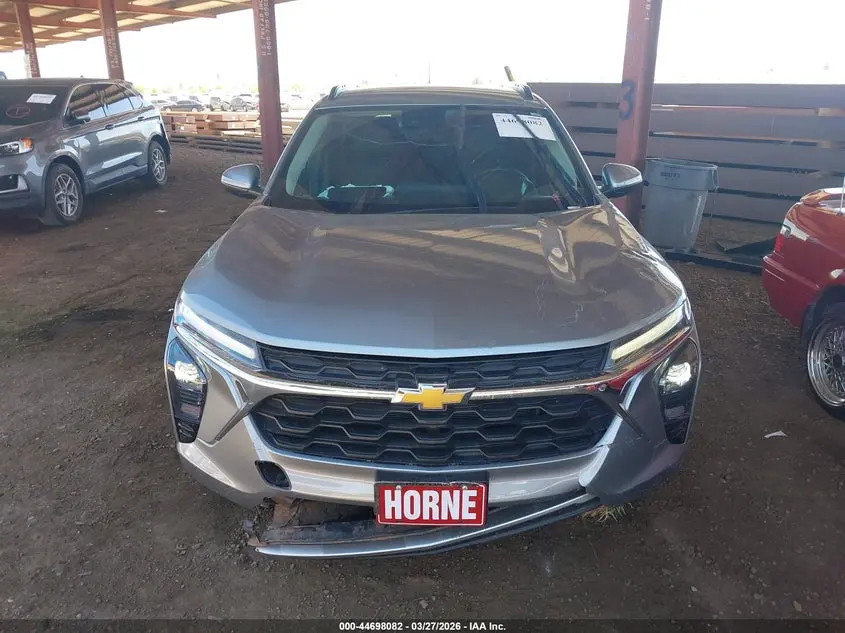 2024 CHEVROLET TRAX FWD LT
