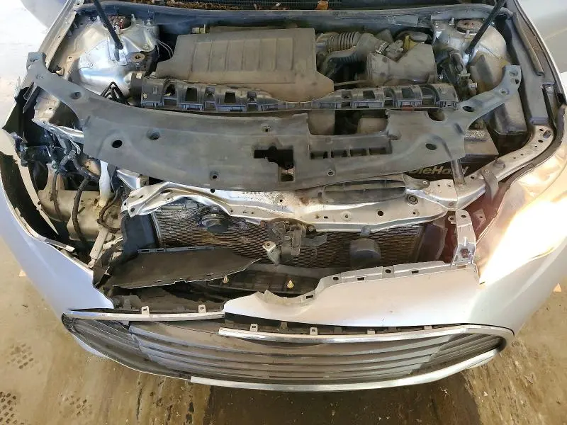 2016 TOYOTA AVALON XLE  