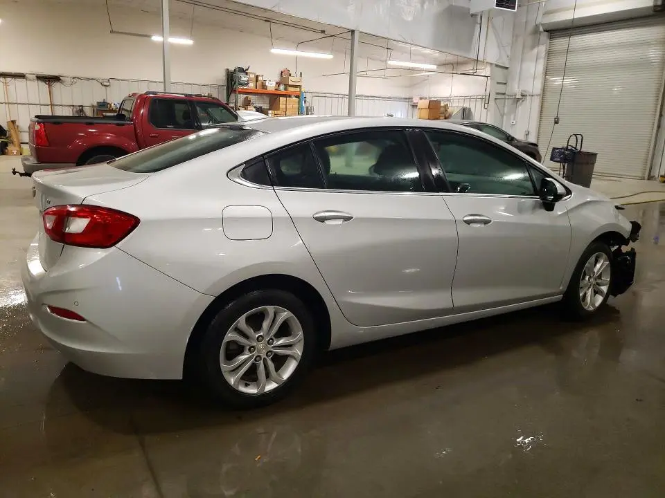 2019 CHEVROLET CRUZE LT  