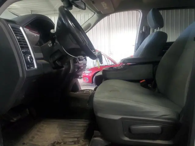 2017 RAM 1500 SLT  
