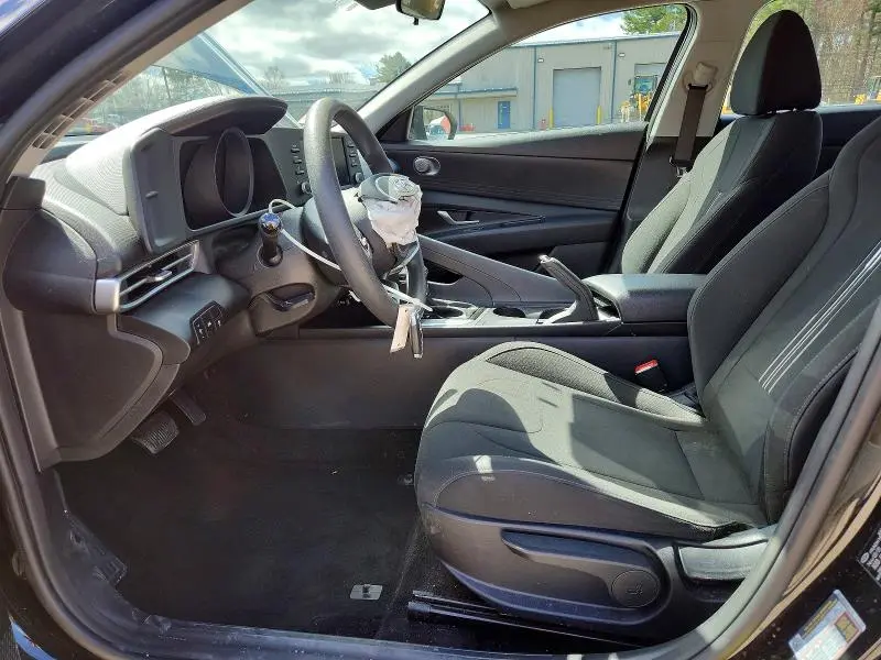 2021 HYUNDAI ELANTRA SEL  