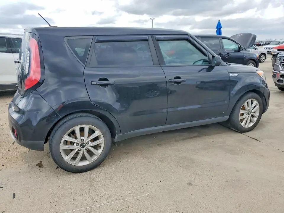 2019 KIA SOUL +  