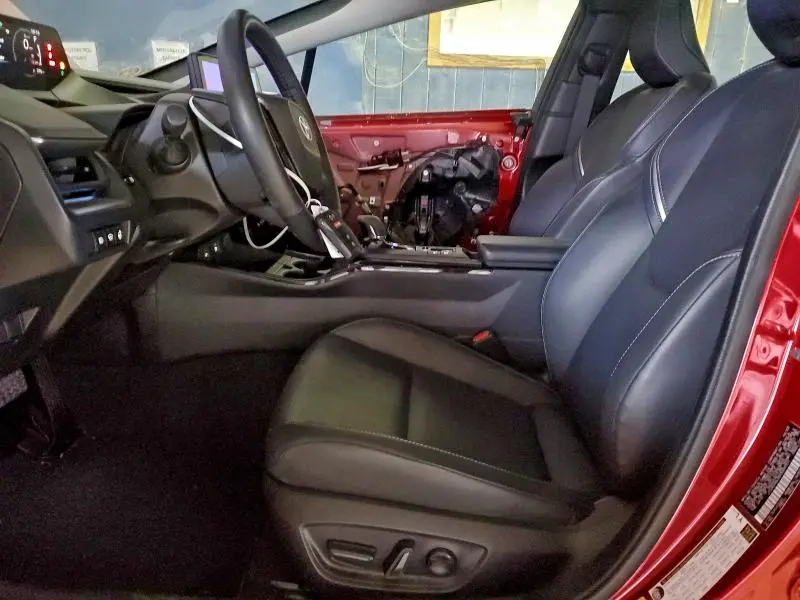 2024 TOYOTA PRIUS LE  