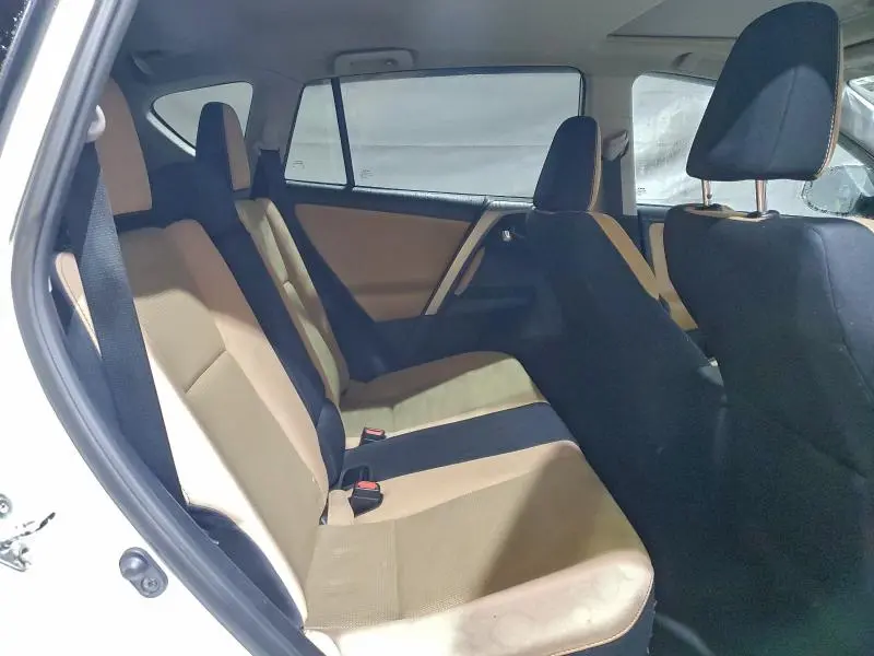 2016 TOYOTA RAV4 XLE  