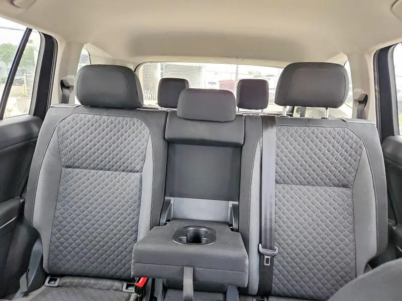 2018 VOLKSWAGEN TIGUAN S  