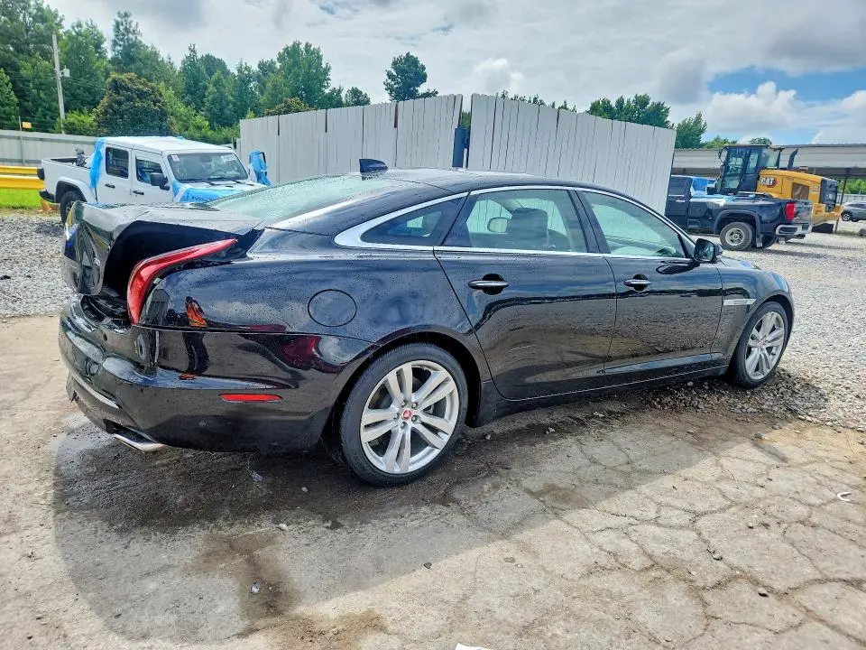 2016 JAGUAR XJL PORTFOLIO  