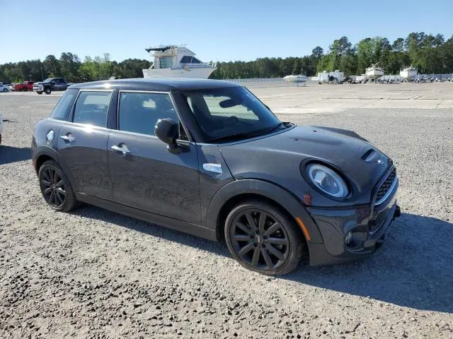2020 MINI COOPER S