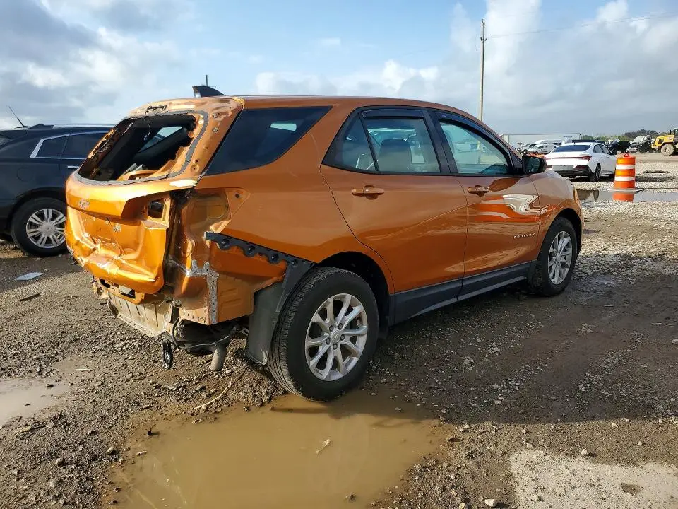 2018 CHEVROLET EQUINOX LS  