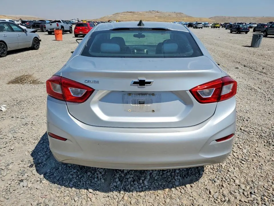 2018 CHEVROLET CRUZE LS  