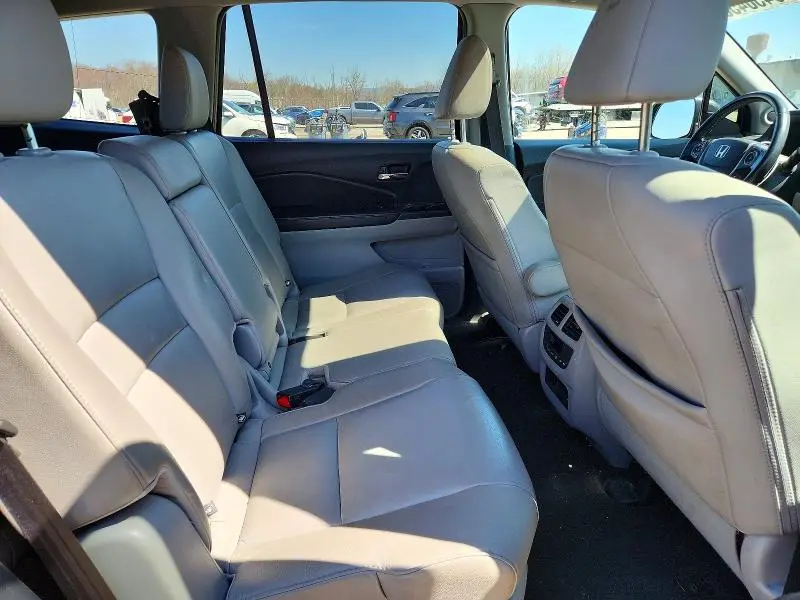 2016 HONDA PILOT EXLN  