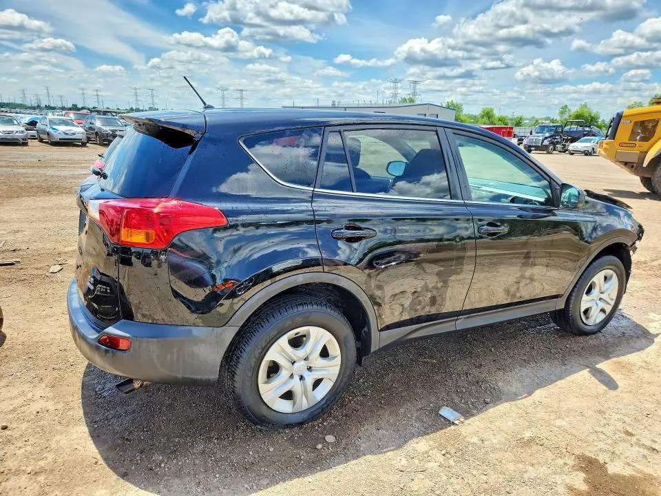 2015 TOYOTA RAV4 LE  