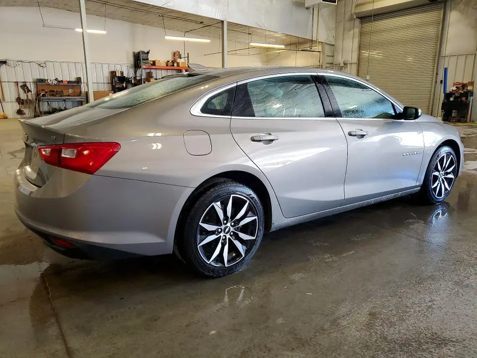 2017 CHEVROLET MALIBU LT  