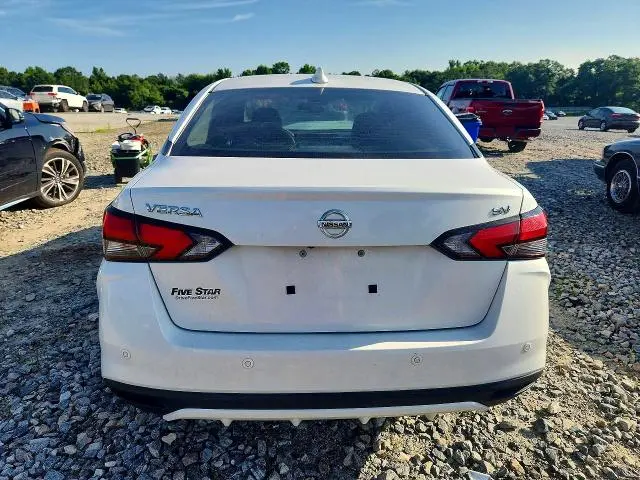 2021 NISSAN VERSA SV  