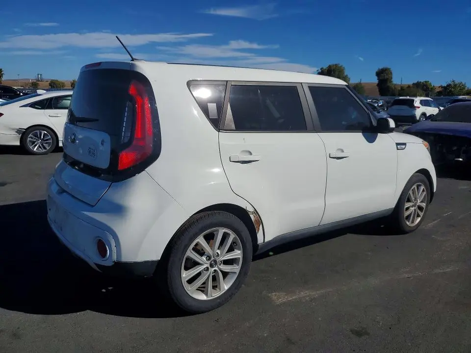 2018 KIA SOUL +  