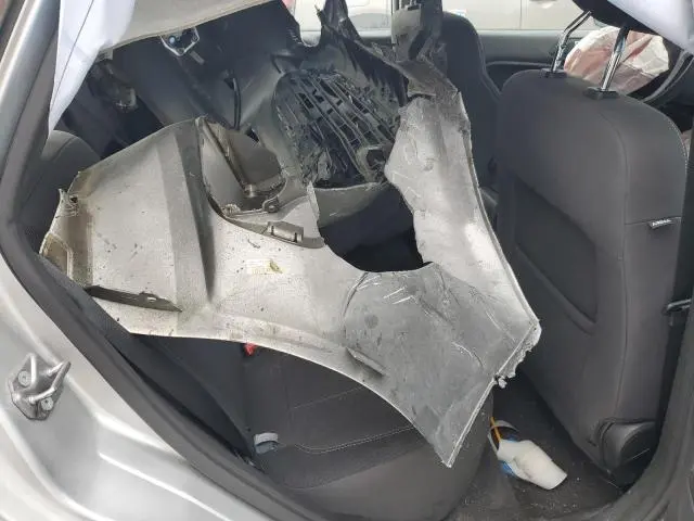 2016 FORD FIESTA SE  