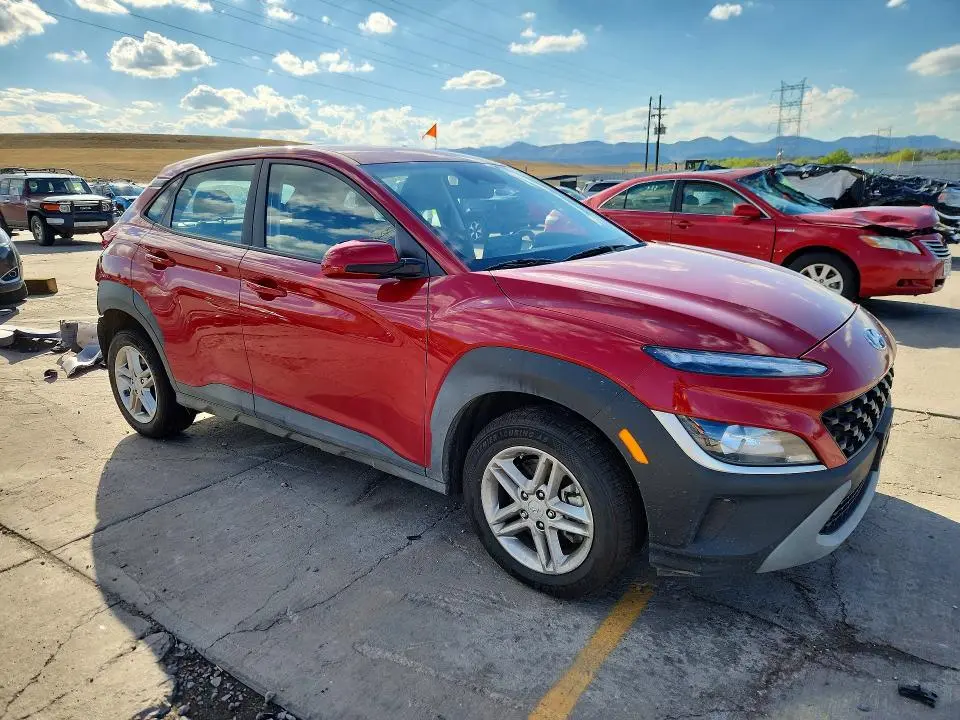 2022 HYUNDAI KONA SE  