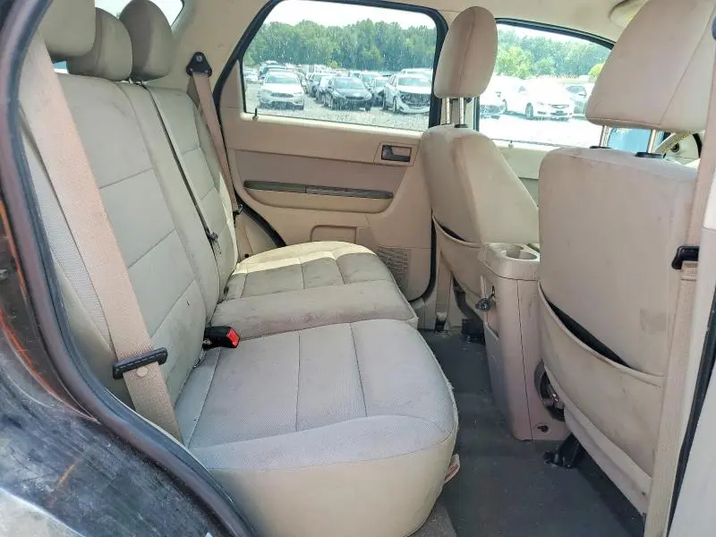 2011 FORD ESCAPE XLT  