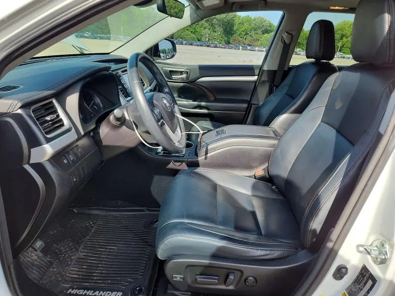 2018 TOYOTA HIGHLANDER XLE  