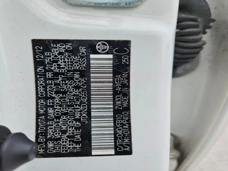 2013 TOYOTA PRIUS TWO  