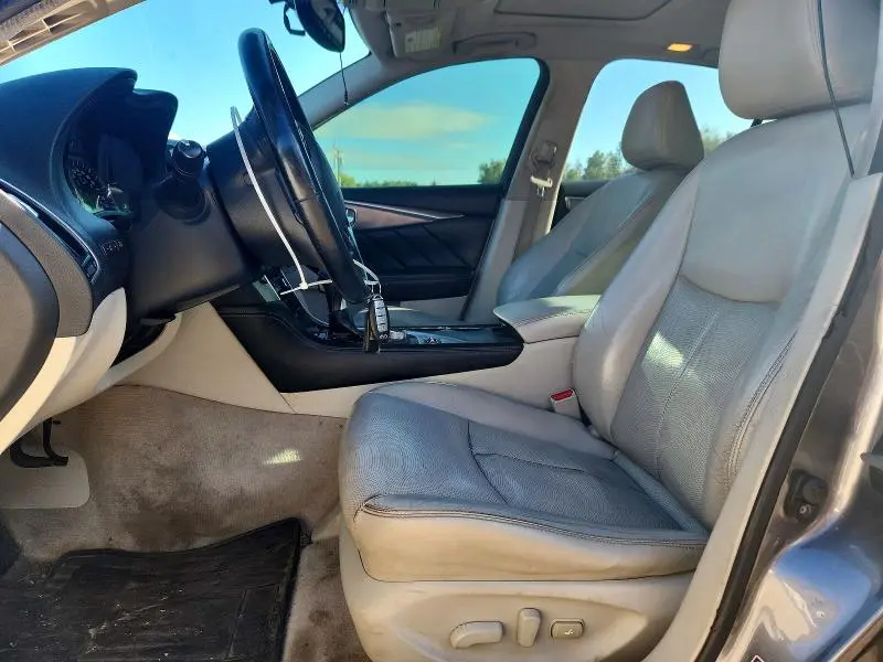 2015 INFINITI Q50 BASE  
