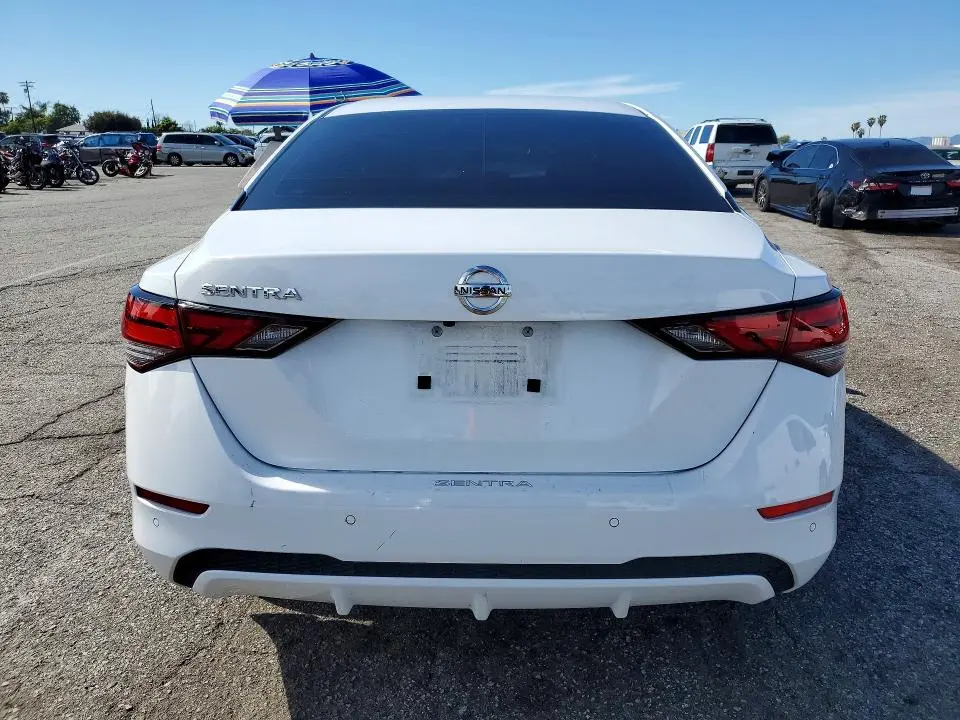 2022 NISSAN SENTRA S  