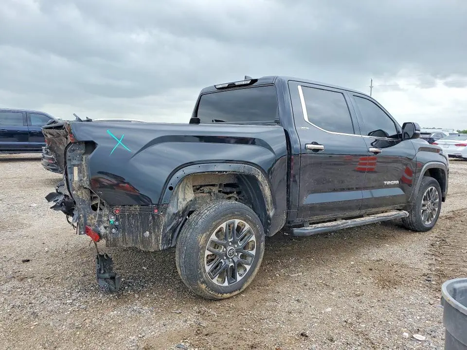 2024 TOYOTA TUNDRA CREWMAX LIMITED  
