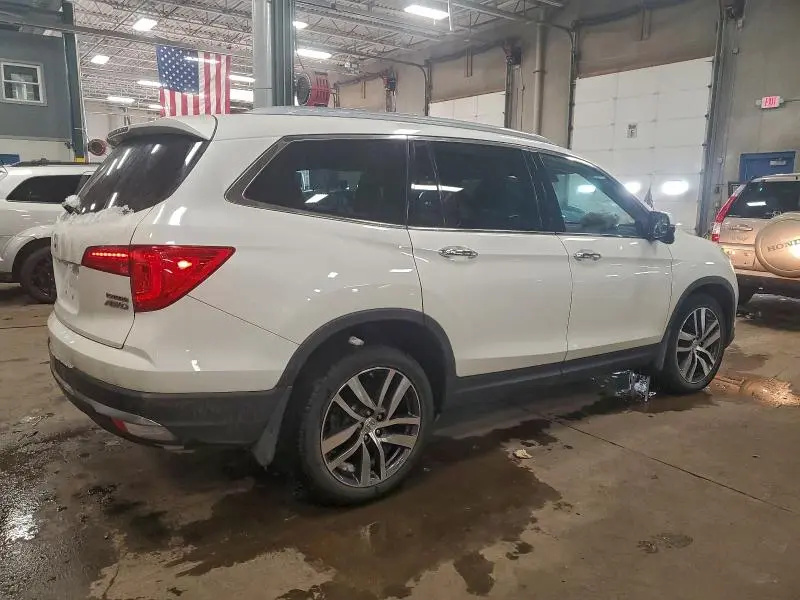 2018 HONDA PILOT TOURING  