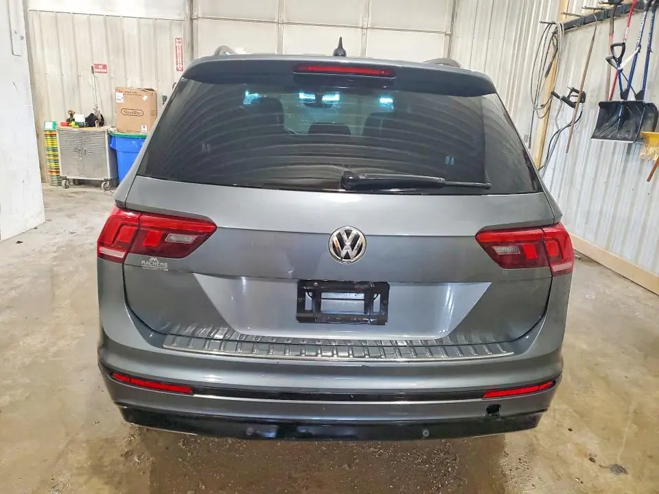 2020 VOLKSWAGEN TIGUAN SE  