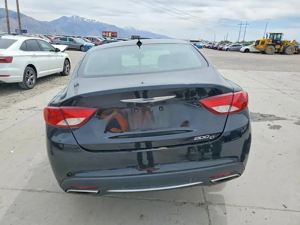 2016 CHRYSLER 200 C  