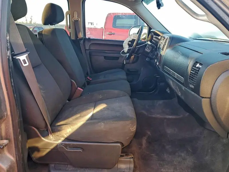 2013 CHEVROLET SILVERADO K1500 LT  