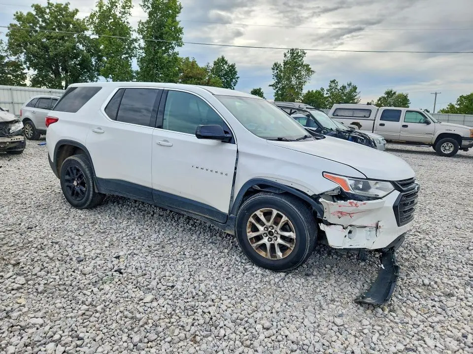 2019 CHEVROLET TRAVERSE LS  