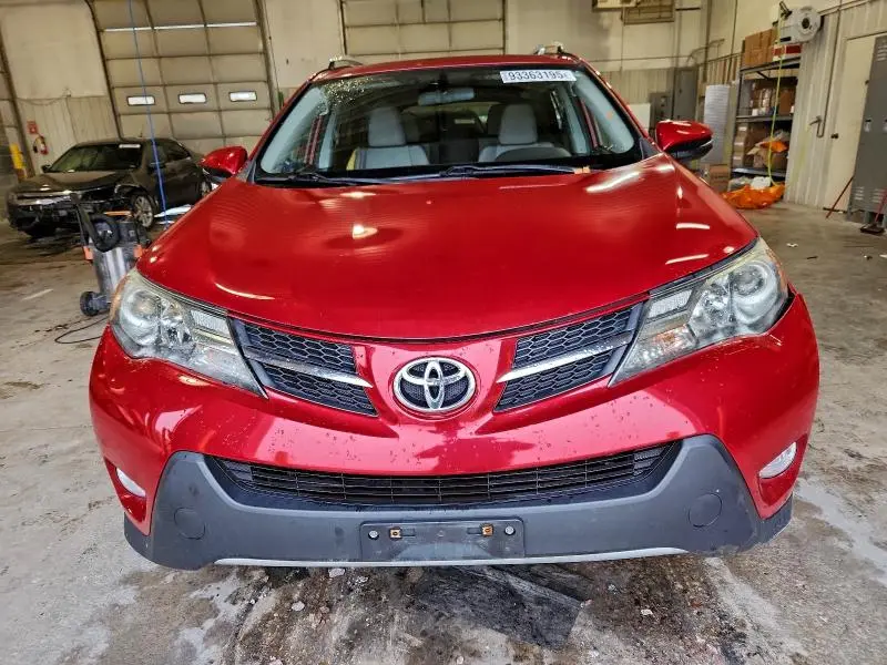2015 TOYOTA RAV4 XLE  