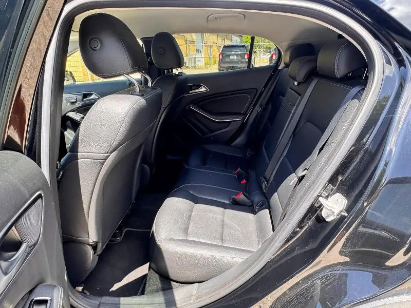 2015 MERCEDES-BENZ GLA 250  