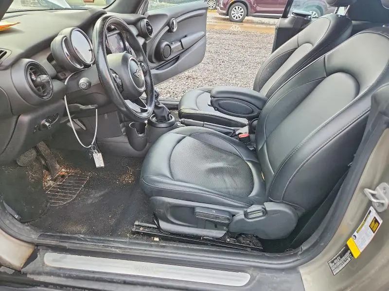 2019 MINI COOPER   
