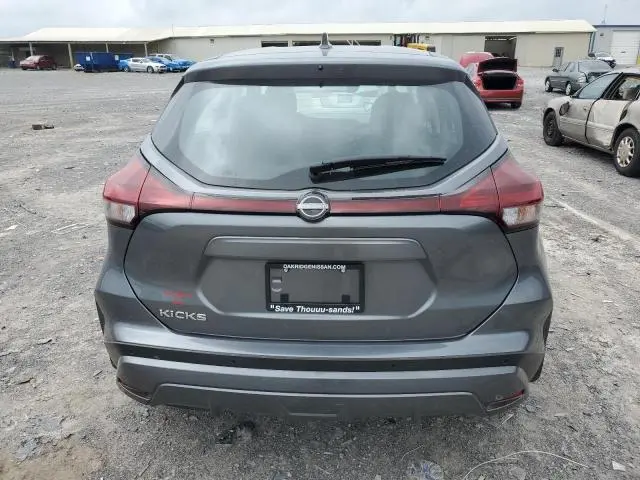 2024 NISSAN KICKS S  