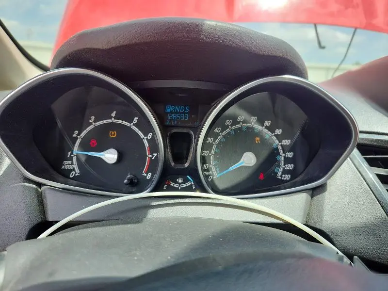 2015 FORD FIESTA SE  