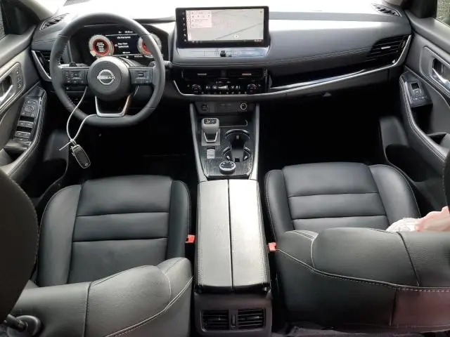 2024 NISSAN ROGUE SL  