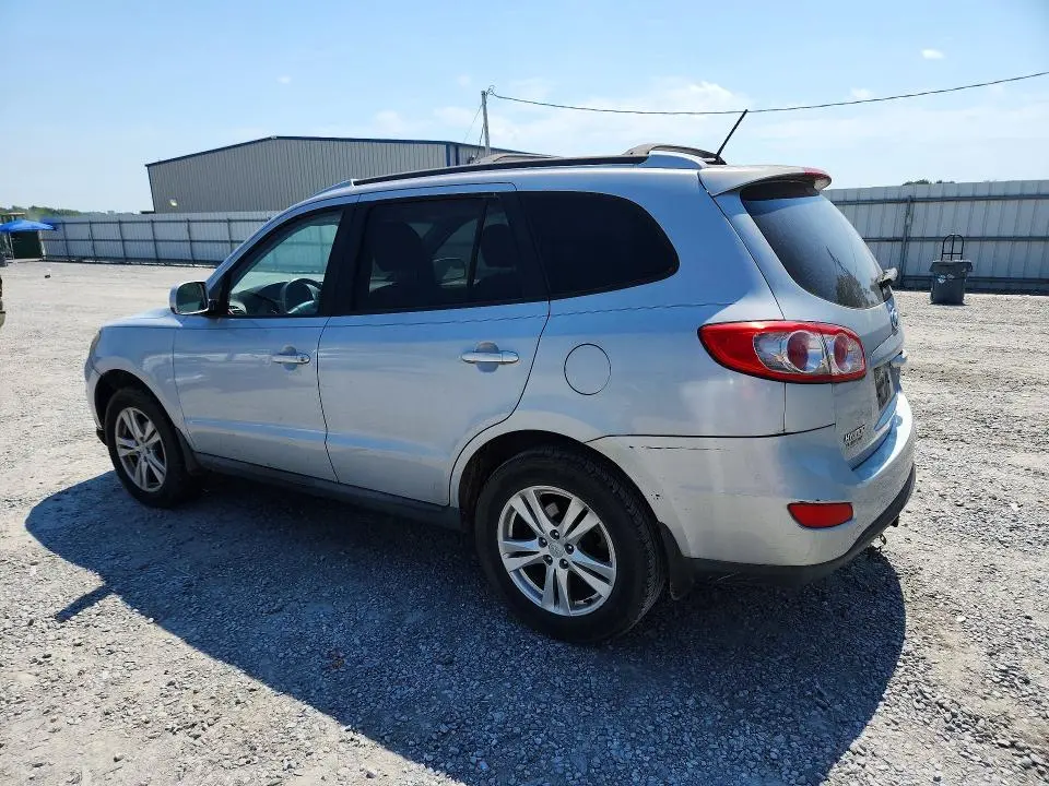 2010 HYUNDAI SANTA FE SE  