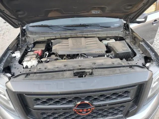 2023 NISSAN TITAN SV  