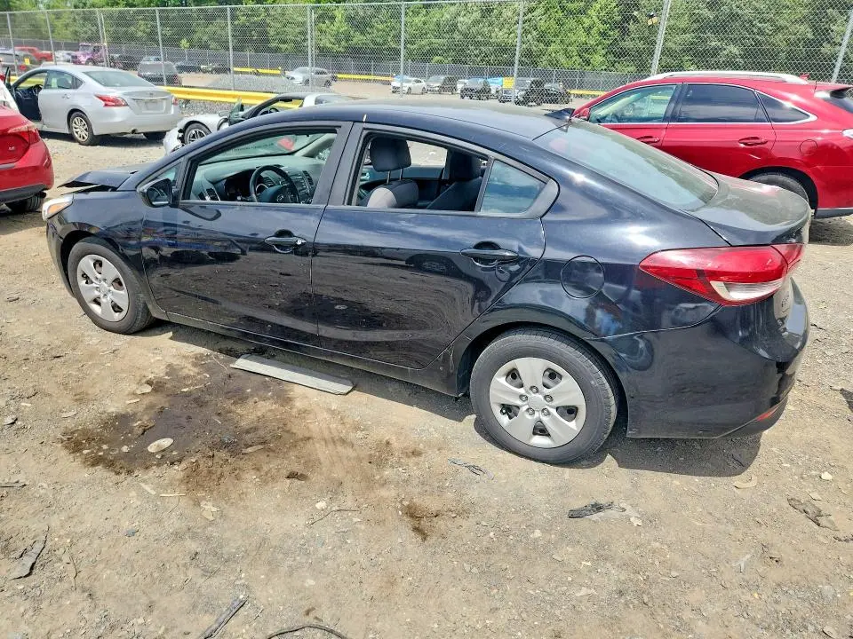 2018 KIA FORTE LX  