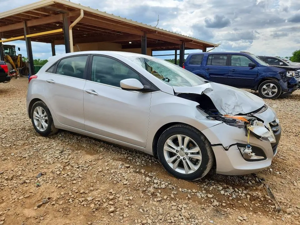 2014 HYUNDAI ELANTRA GT BASE  