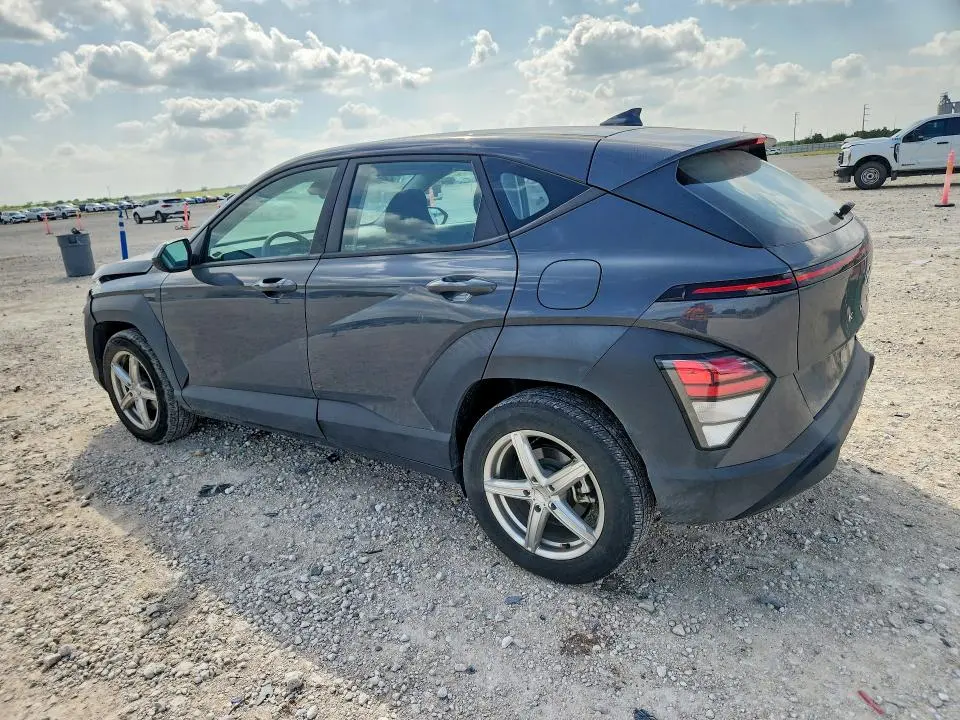 2024 HYUNDAI KONA SE  