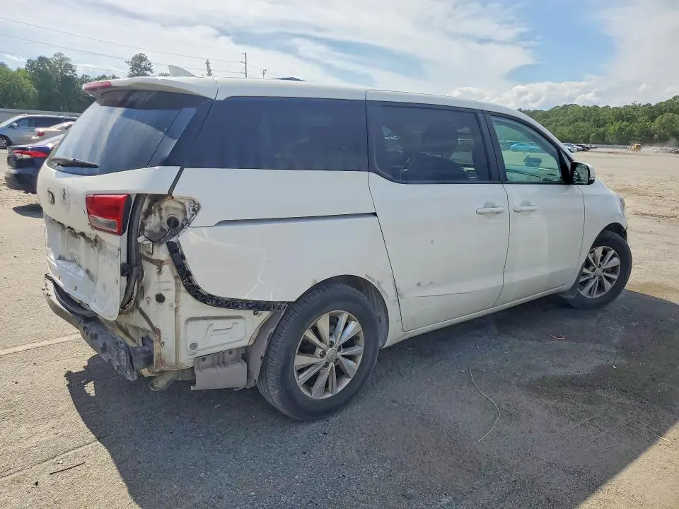 2018 KIA SEDONA LX  