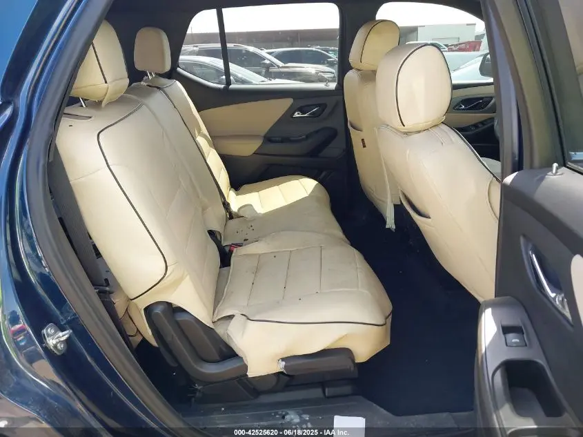 2023 CHEVROLET TRAVERSE FWD LS