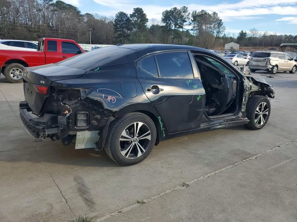 2022 NISSAN SENTRA SV  
