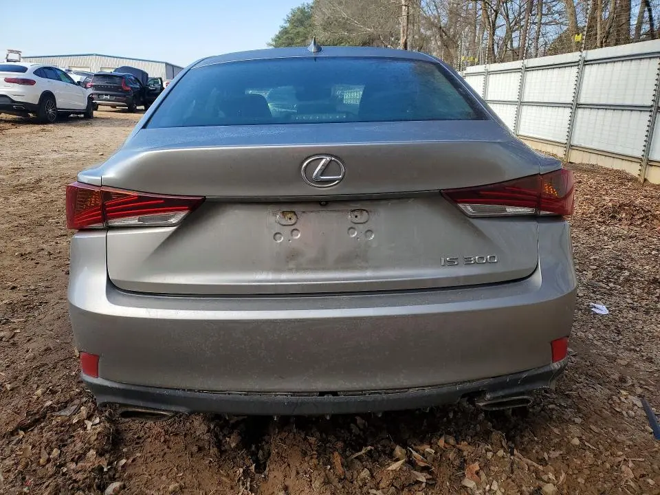 2018 LEXUS IS 300 BASE  
